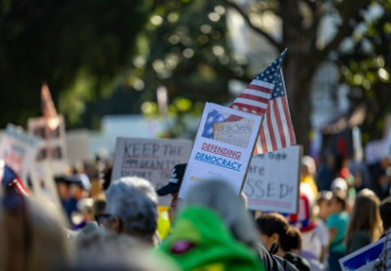 Democrats Have a Campaign. Where Is Their Governing Coalition?