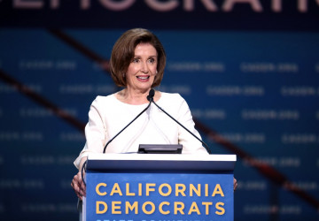 Pelosi Keeps Her Speaker’s Gavel
