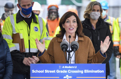 Kathy Hochul Gives a Masterclass on Responding in the #MeToo Era