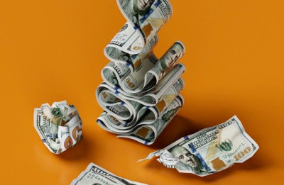 The Productive Economy Is Strong. The Household Economy Is Strained.