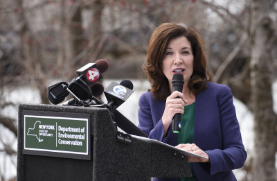 Why Are Progressives Rejecting New York’s First Female Governor?